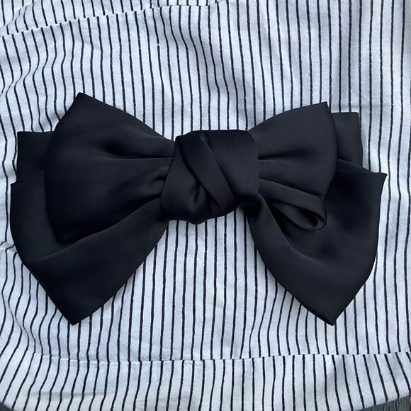 Black satin hair bow, barrette clip, glam indie coquette whimsigoth - Picture 1 of 5